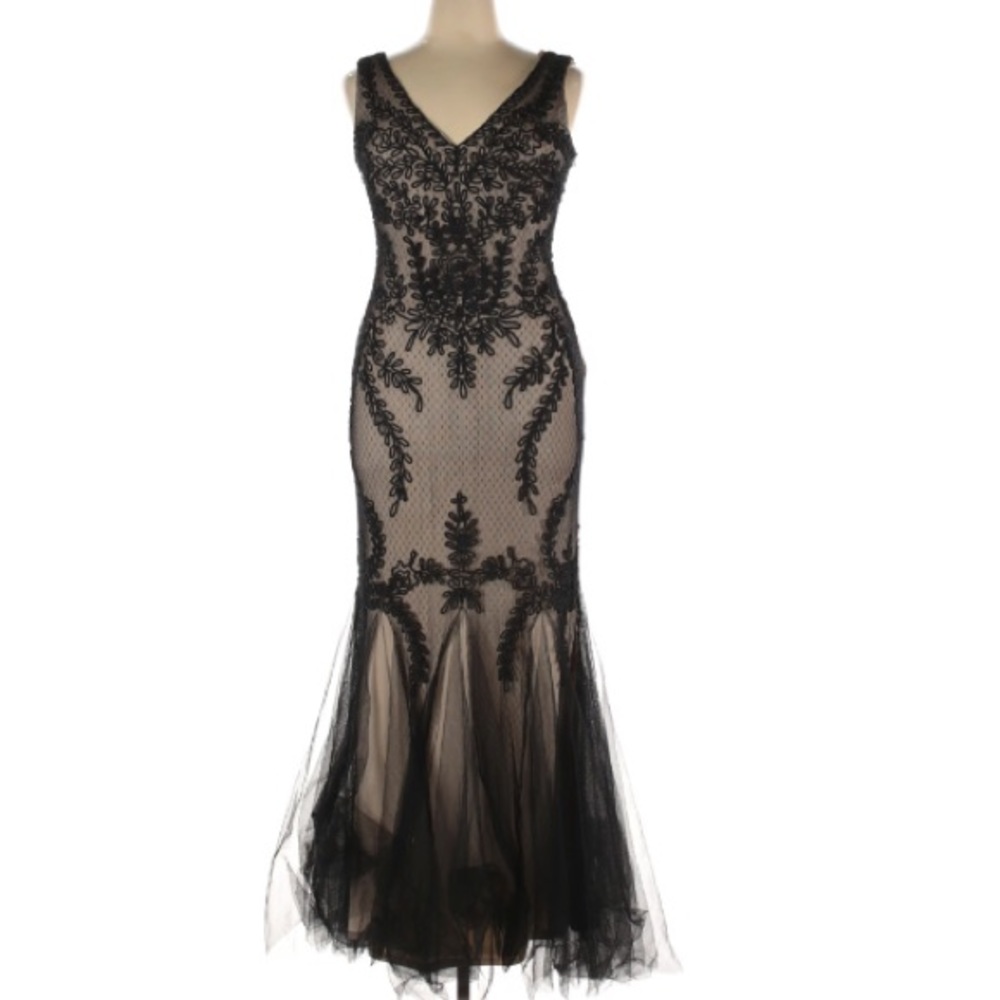 🎊Host Pick🎊NWT Cachet dress
